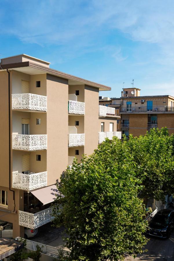 ريميني Mantovani Hotel Murano & Mariu المظهر الخارجي الصورة